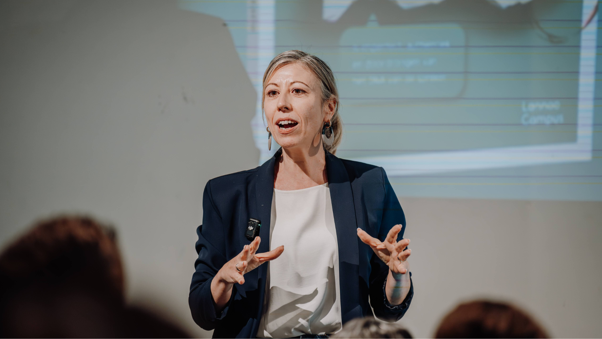Elke Van Parys spreekt met impact tijdens een keynote